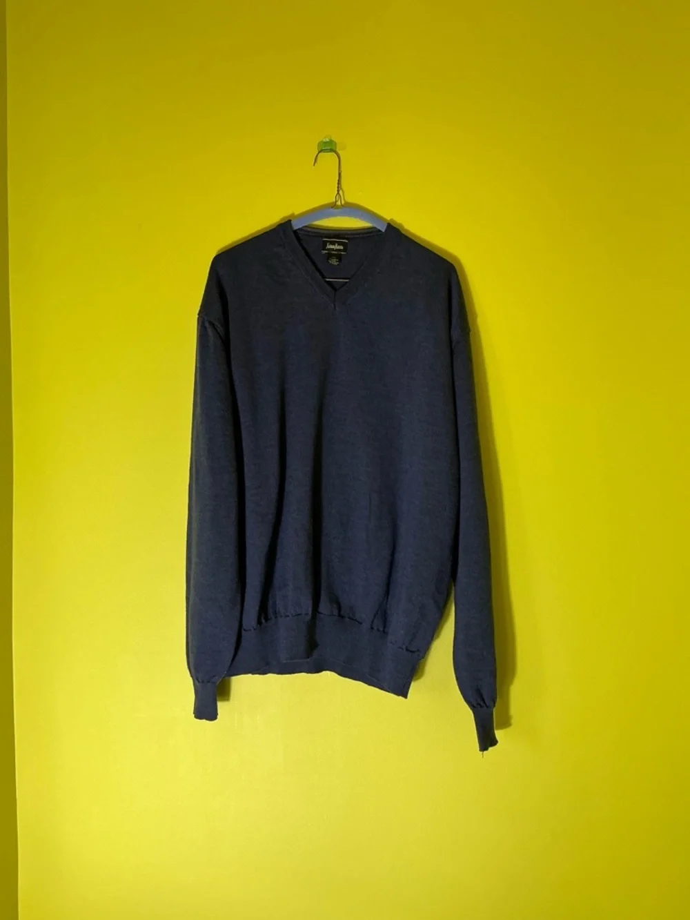 Neiman Marcus Men's V-Neck Sweater - blue Gray